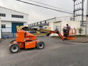 Báo giá thuê xe nâng người 12m