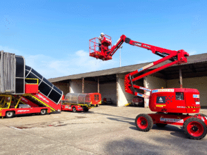 BNT Việt Nam là đơn vị chuyên cho thuê xe nâng người tại Long An uy tín, giá tốt