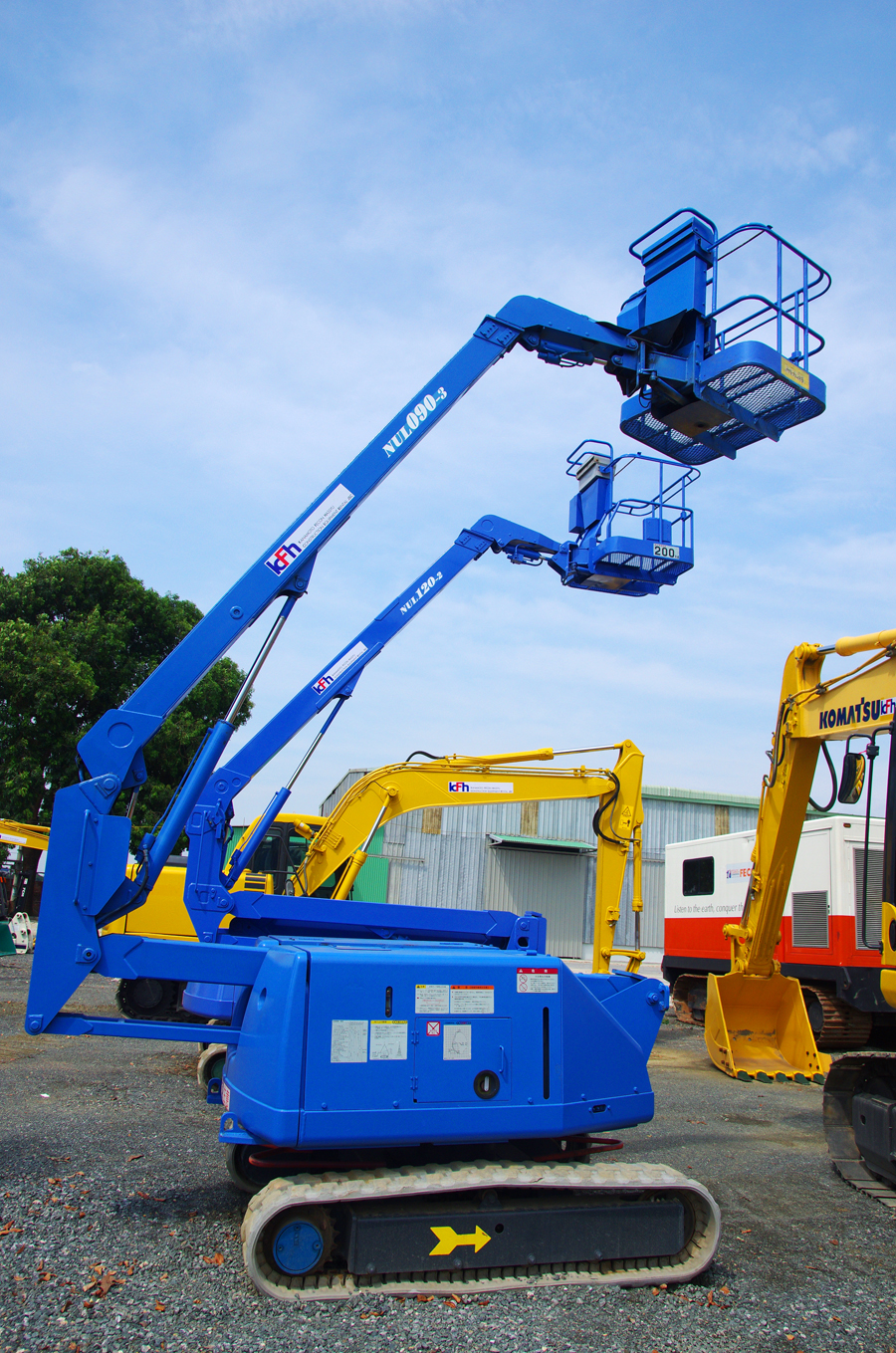 Xe nâng người